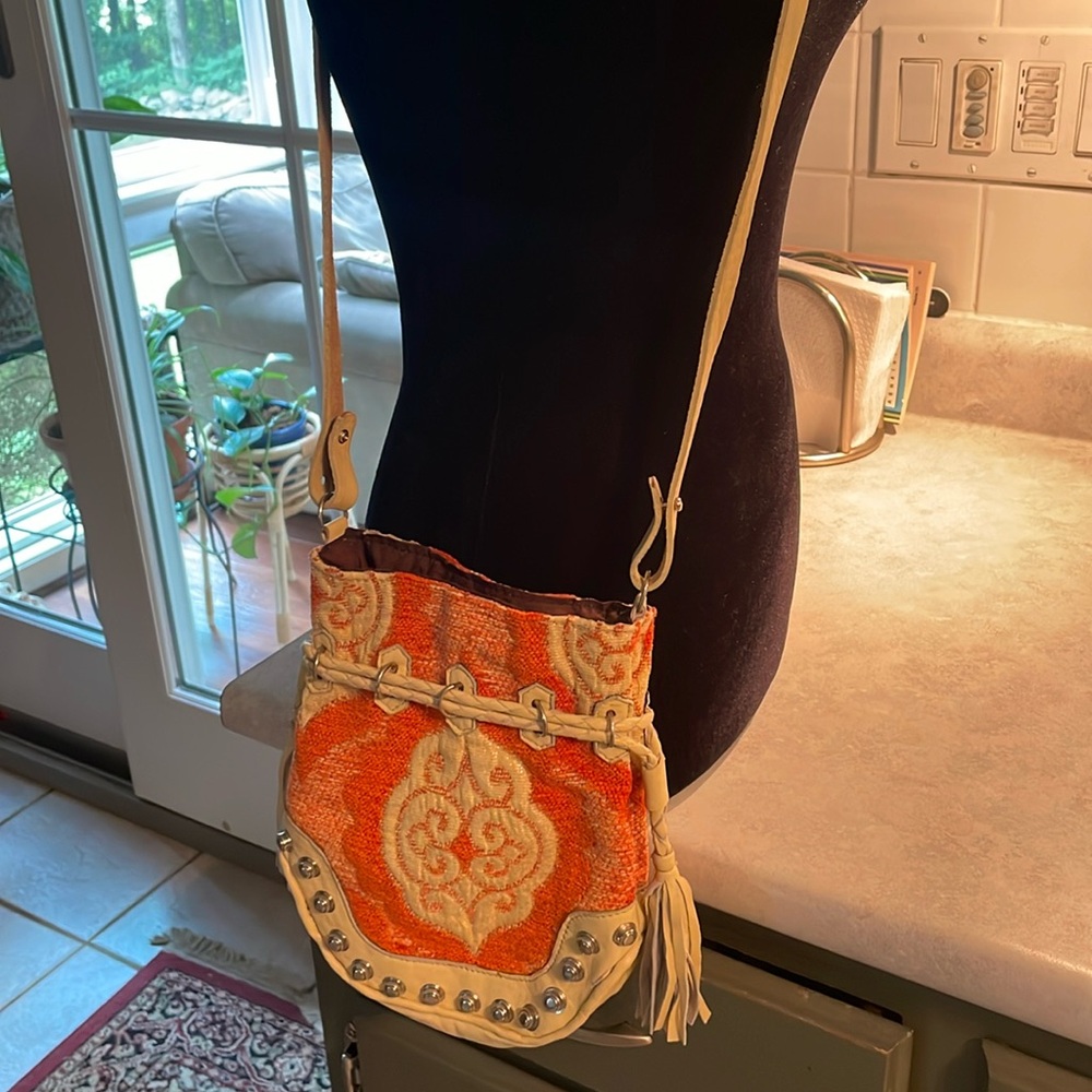 Motif 56 Moroccan leather crossbody